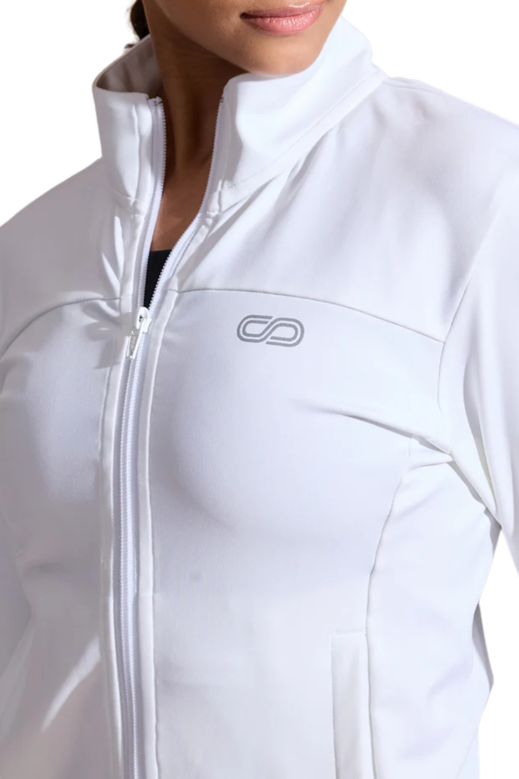 women_s_white_sports_jacket_with_zip_pockets