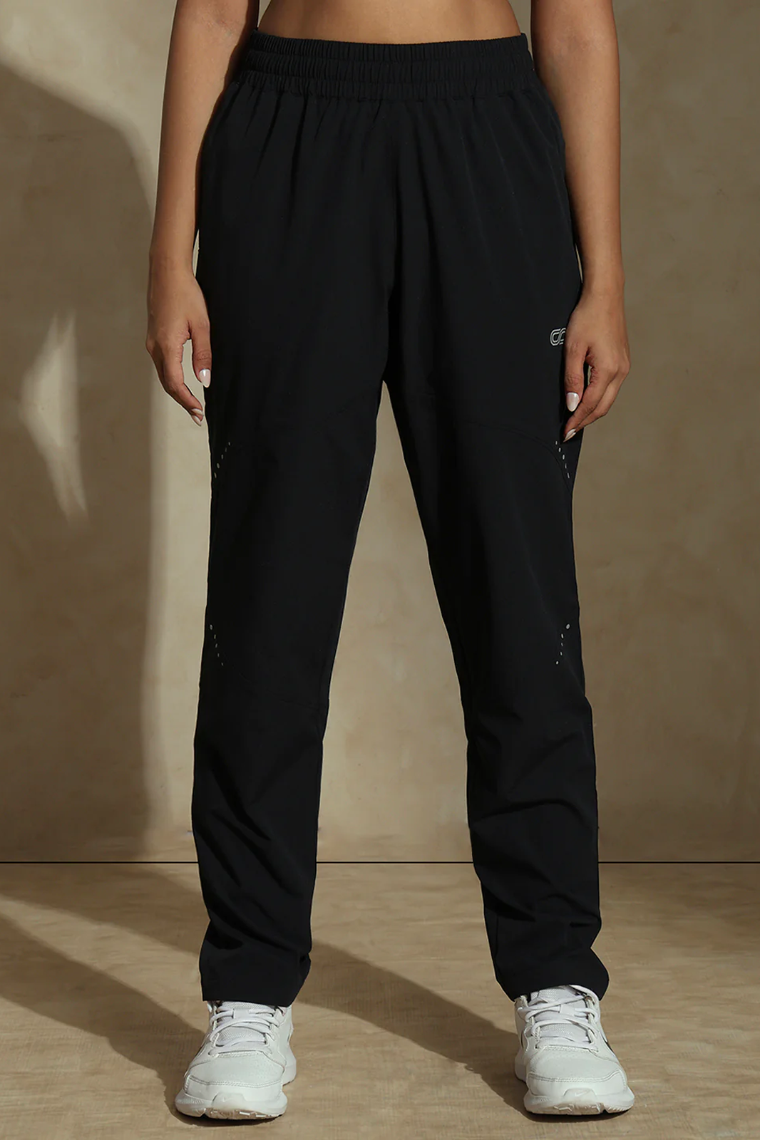TraqFlow Woven Pants