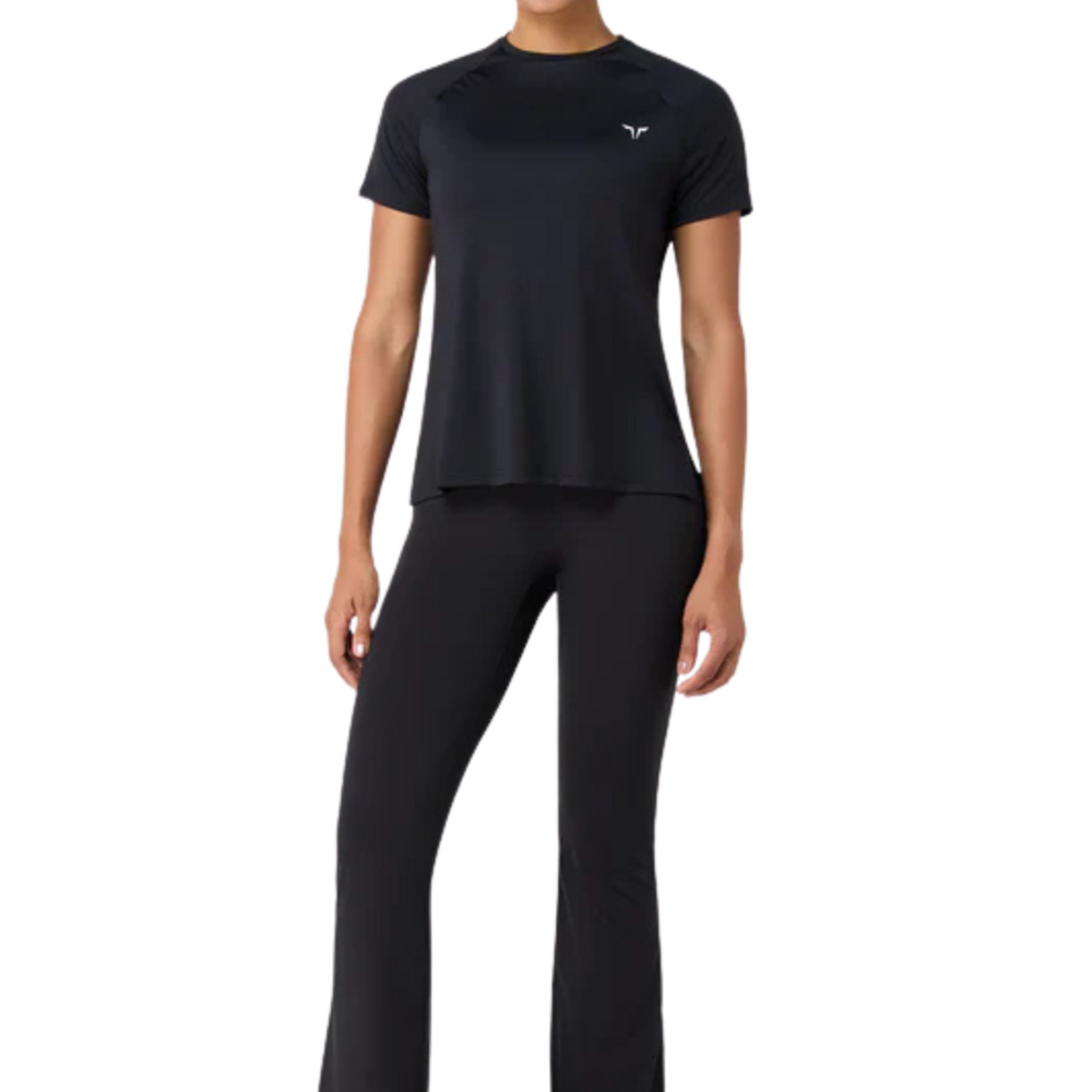 
                      
                        Women's - Essential Ultra Light Gym Tee
                      
                    