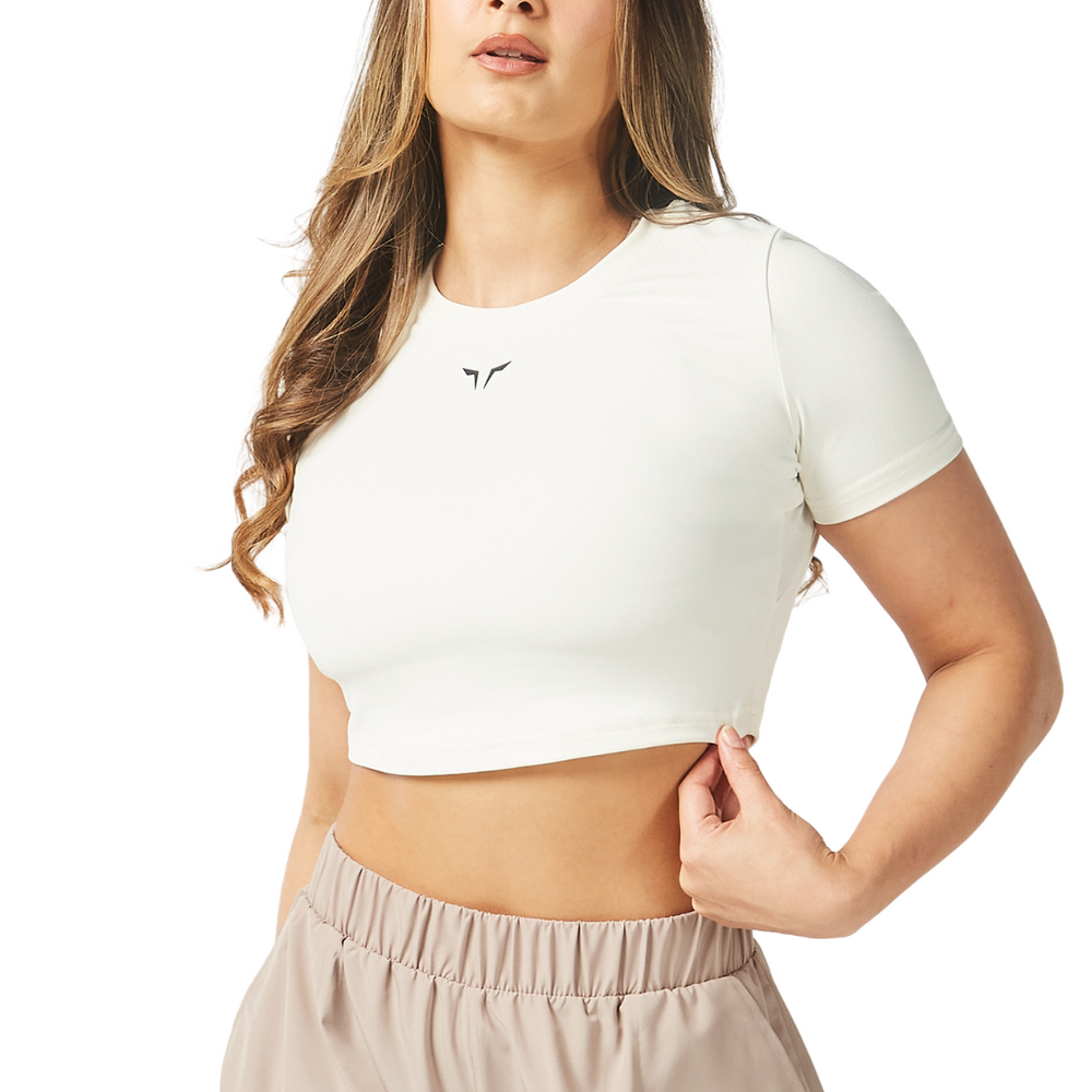 Essential Cropped Tee